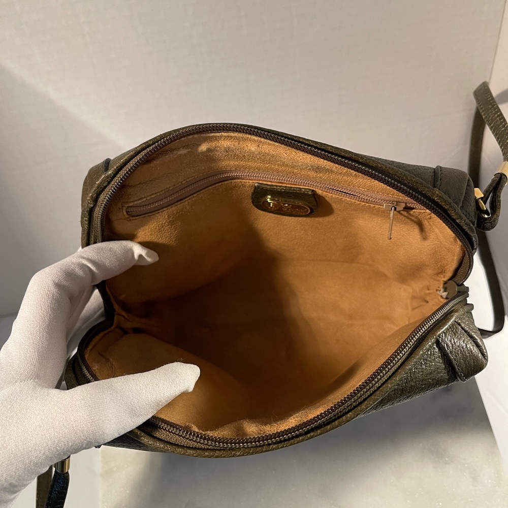 Gucci Vintage Leather Crossbody Shoulder Bag - Picture 7 of 10
